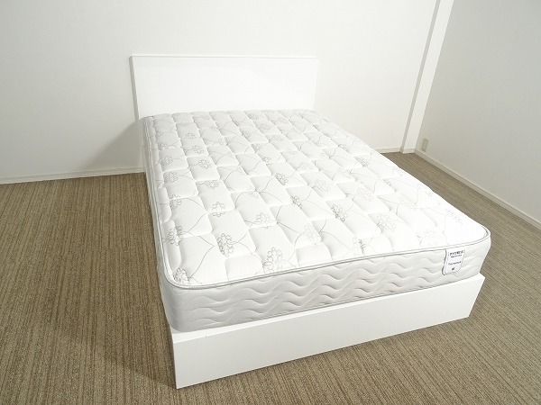 ★T242 モデルルーム展示美品 IDC大塚家具 レストニック Torrance トーランス マットレス ホワイトフレーム ダブルサイズ ベッド 23万