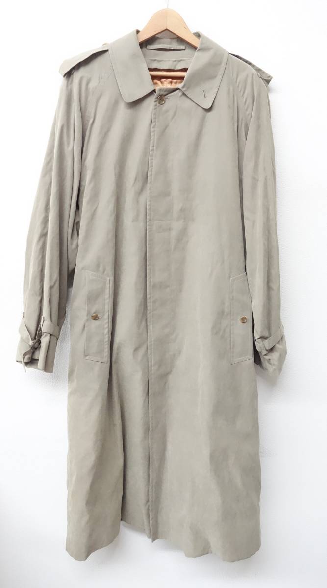 Burberry's バーバリー ＊紳士英国製　コート 50 ＊お色　モスグリーン系 ＊取り外し可能　ウールライナー ＊MADE IN ENGLAND