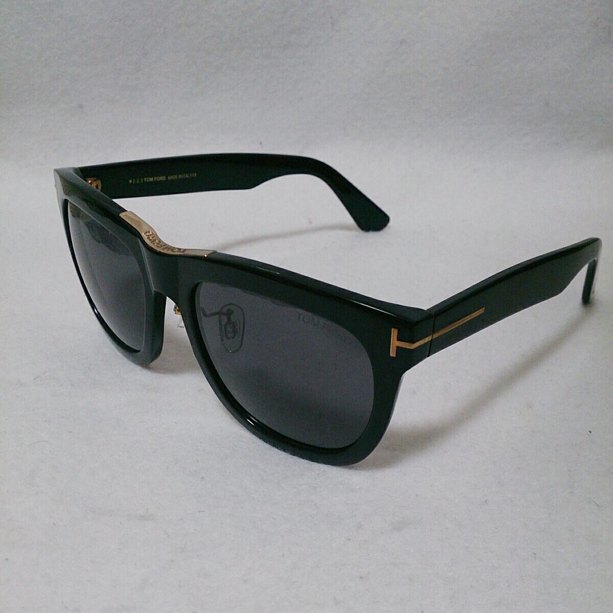 ○美品○ TOMFORD サングラス TF9355 01A 56口19 145 人気海外ブランド 
