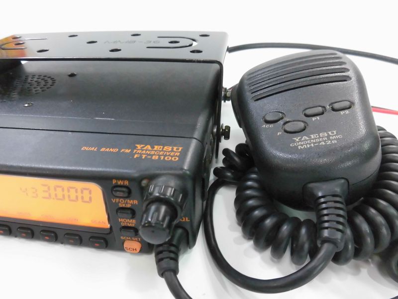 1円スタート YAESU FT-8100 144/430MHz 20W FM トランシーバー 中古