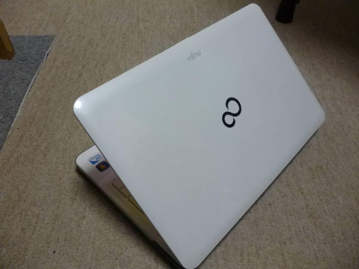中古ノートパソコン 富士通 LIFEBOOK AH42/G Pentium B960 /4G /120G 