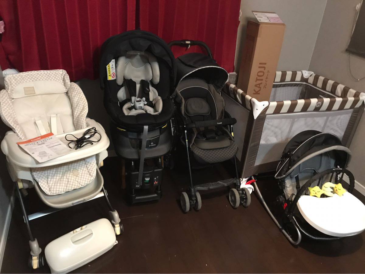 新品ベビーベッド出産準備セット電動ラック 回転チャイルドシートエールベベ ベビーカー コンビディアクラッセ バウンサー 抱っこ紐 など_2