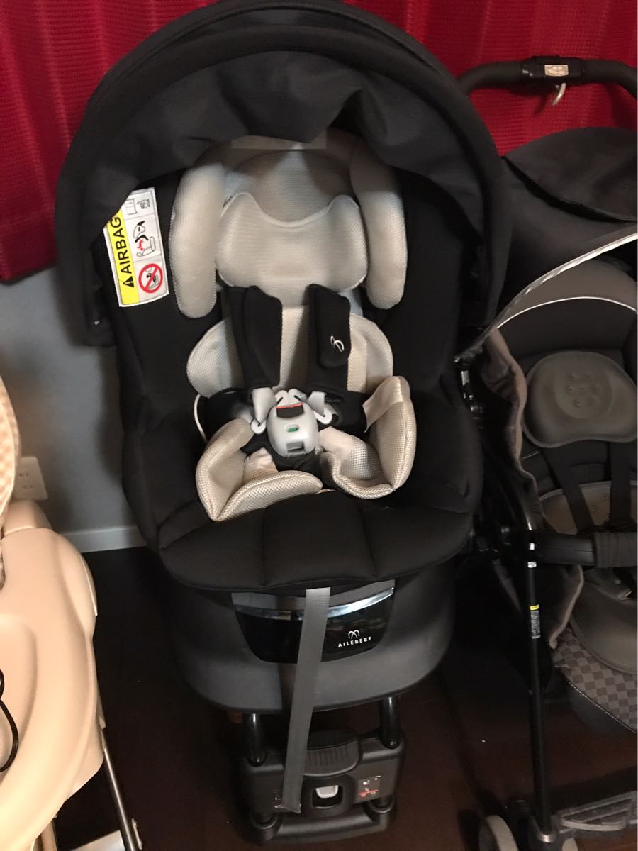 新品ベビーベッド出産準備セット電動ラック 回転チャイルドシートエールベベ ベビーカー コンビディアクラッセ バウンサー 抱っこ紐 など_4