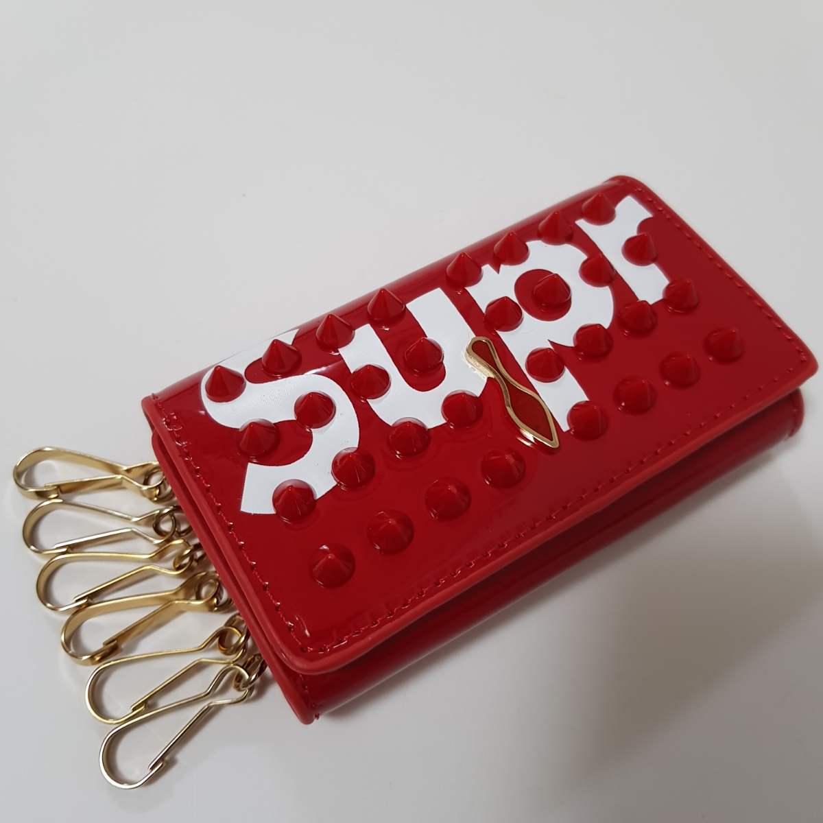 お買い得，得価 キーケース キーホルダー スタッズ 大 レディース メンズ 男女兼用 レッド(キーケース)｜売買されたオークション情報、yahooの商品情報をアーカイブ公開 - オークファン キーケース