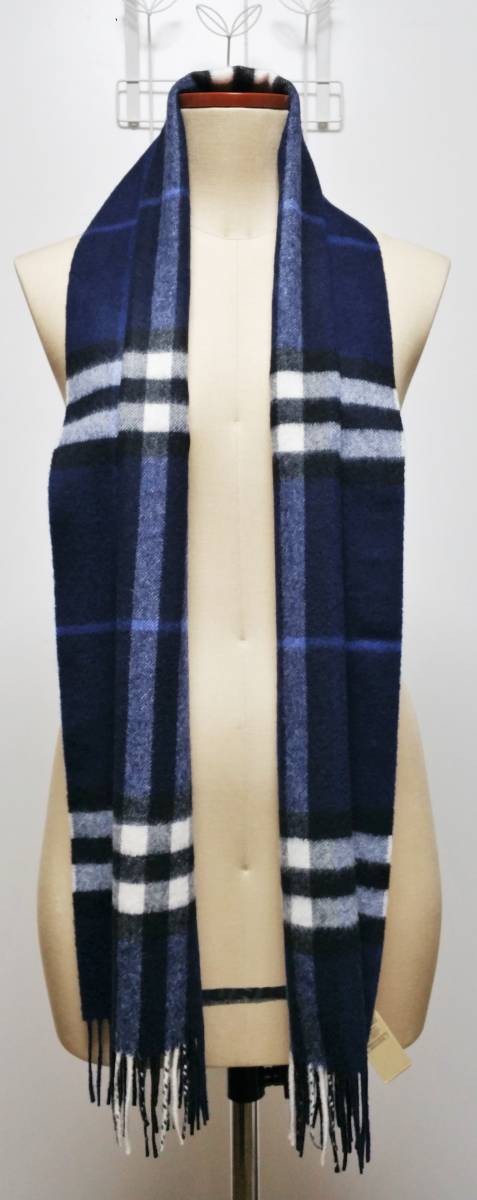 激安大特価，定番人気 同様 BURBERRY スコットランド 製 バーバリー カシミヤ 100% フリンジ ロング マフラー 176cm ストール ネイビー MADE IN SCOTLAND(マフラー)｜売買されたオークション情報、yahooの商品情報をアーカイ 服飾小物