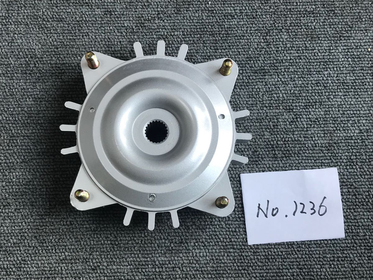 新品 ズーマー用アルミホイールハブ (zoomer、DIO、ZX ディオ