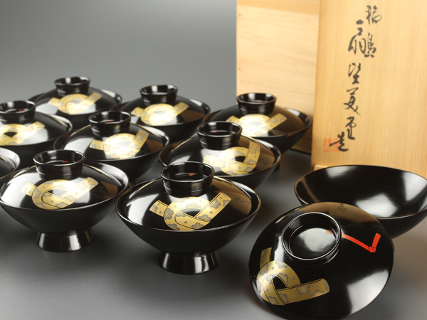 共箱 輪島塗 琴》能登輪島塗 煮物椀 日乃出金蒔絵 流能登 【琴》