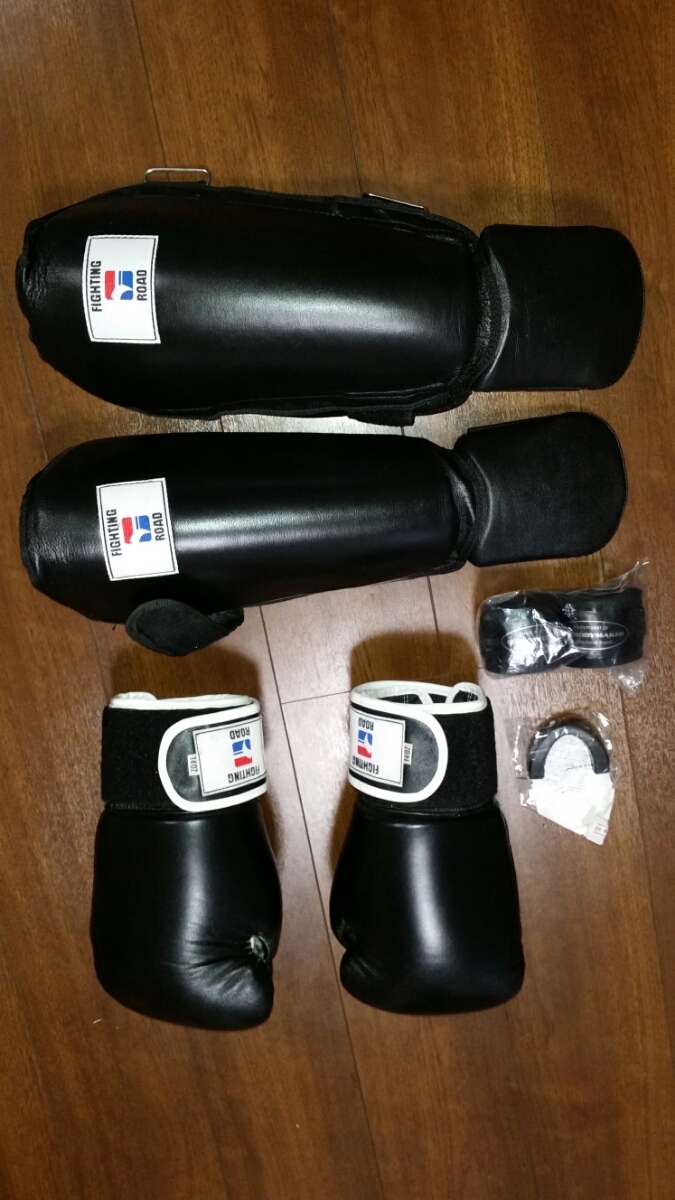 格闘技　グローブ　レガース　セット　ファイティングロード　_1