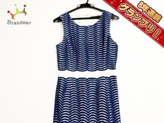 イヴァンカトランプ Ivanka Trump ワンピース サイズ4 Xl ブルー 白 レディース その他 売買されたオークション情報 Yahooの商品情報をアーカイブ公開 オークファン Aucfan Com