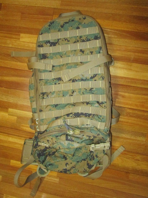 美品 沖縄米軍 USMC 海兵隊 APB03 CORPSMAN ASSAULT PACK 一品