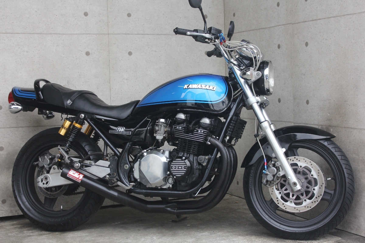 横浜 Kawasaki ゼファー750 C1 Z2黒青火の玉 綺麗 好調の入札履歴 横浜 Kawasaki ゼファー750 C1 Z2黒青火の玉 綺麗 好調の入札履歴