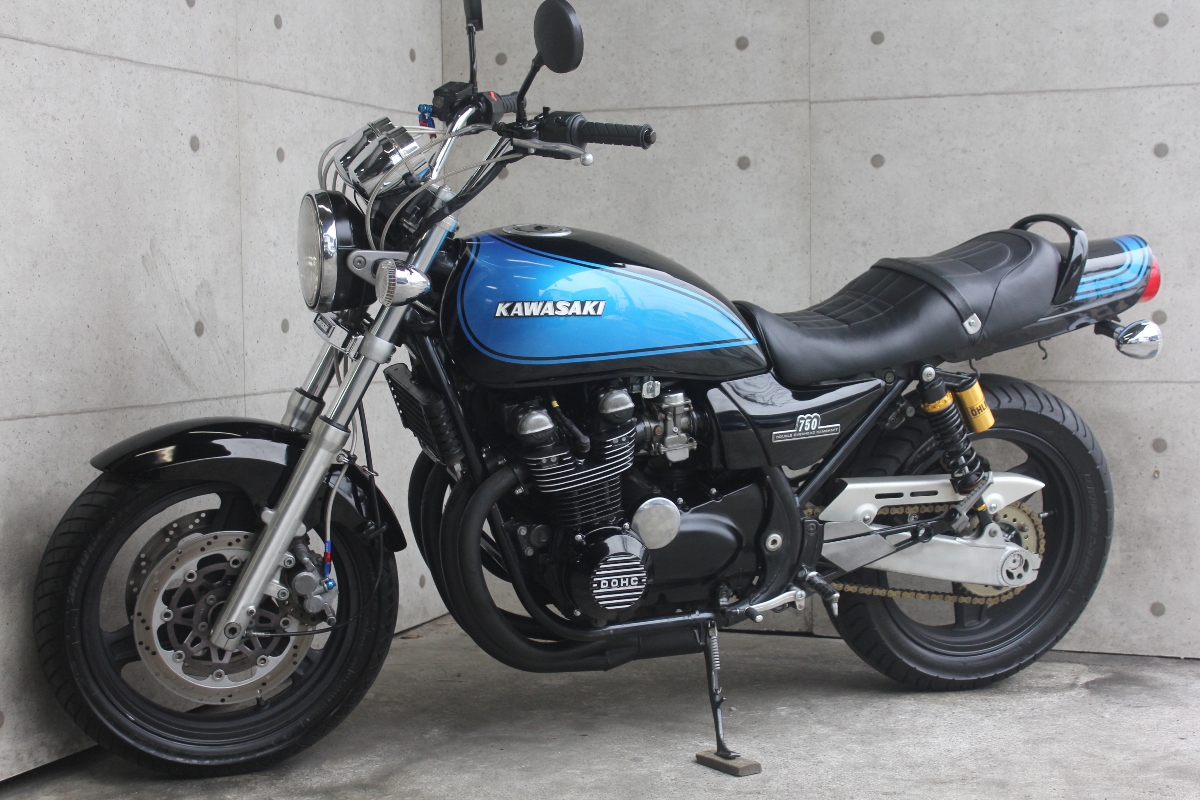 横浜～ Kawasaki ゼファー750 C1 Z2黒青火の玉 綺麗 好調(401cc-750cc 