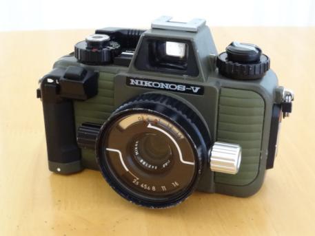 35mm Nikonos V f⁄2.5 - lens camera Lens amphibious Nikkor + W