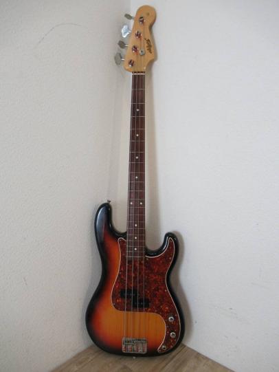 即配送！Navigator◆NPB◆プレシジョンベース　抜群の音抜けです！