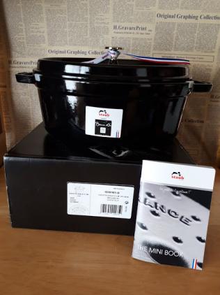 ストウブ ココットオーバル 31㎝ 限定シャイニーブラック STAUB 住まい