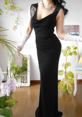 【お得，お買い得】 フランスデザインのポーランド製 12万9600円 CHACOK 肩レースアレンジ 華麗なロングトレーンブラックドレスワンピース シャコック サイズ1(ワンピース)｜売買されたオークション情報、yahooの ワンピース