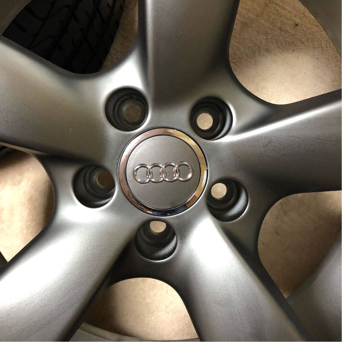 希少/綺麗品☆AUDI (アウディ) A8/Q7 純正 21インチ☆ピレリ P 