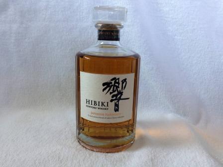 ★サントリー 響 700ml ウイスキー SUTORY　Hibiki NV＝ノンビンテージの新品・未開栓です。
