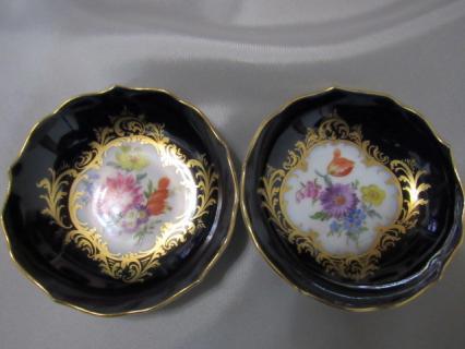 meissen 1級品　金彩コバルト　５つ花　小皿　ペア