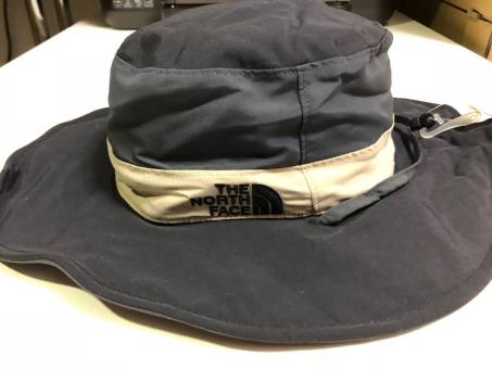 ■新品　THE NORTH FACE　GUIDE　REVERSE　BOONEY　リバーシブルの日よけ帽子　黒/ベージュM