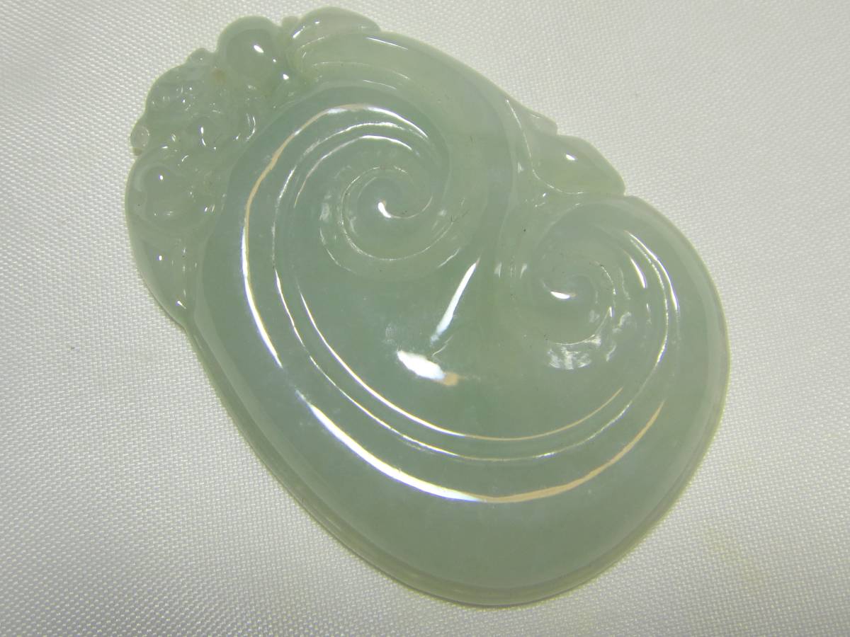 在庫品/即発送 天然本翡翠 A貨翡翠 未処理 糯氷種！ 如意型 ペンダント