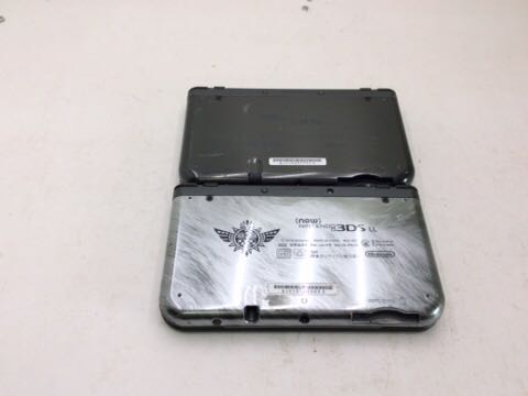 424-4 Newニンテンドー 3DS LL 本体のみ RED-001 ●動作未確認