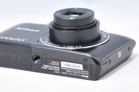 A300 Nikon COOLPIX and Pros | 【 薄型・軽量 】Nikon ニコン COOLPIX A300 ★ 18D-052【 8倍ズーム 】