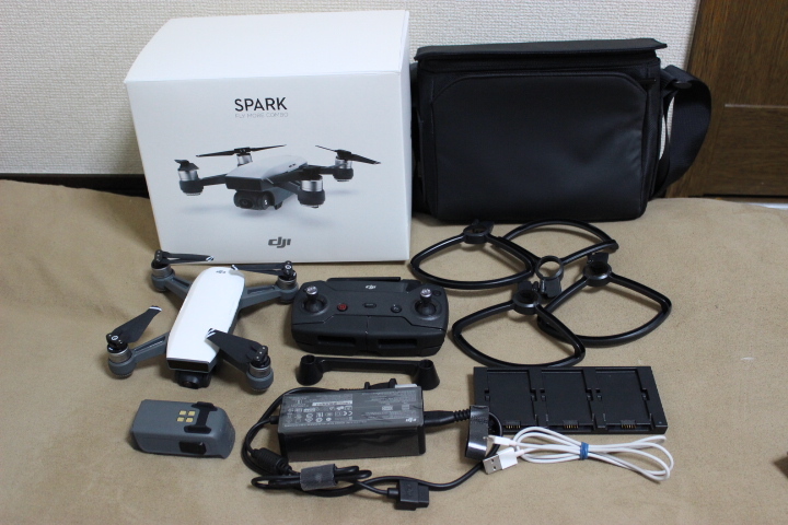 DJI spark コントローラー付き Amazon.co.jp: DJI SPARK Controller Combo ホワイト : おもちゃ