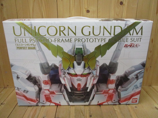 h0429/32 未組立 バンダイ PG 1/60 RX-0 ユニコーンガンダム 機動戦士ガンダムUC