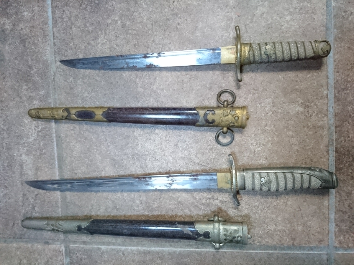 旧家所蔵品 旧日本軍軍刀２本セット 短刀 短剣 本物 真剣 日本刀 脇差し 旧日本海軍帝国海軍アンティークコレクション骨董品 脇差 短刀 売買されたオークション情報 Yahooの商品情報をアーカイブ公開 オークファン Aucfan Com