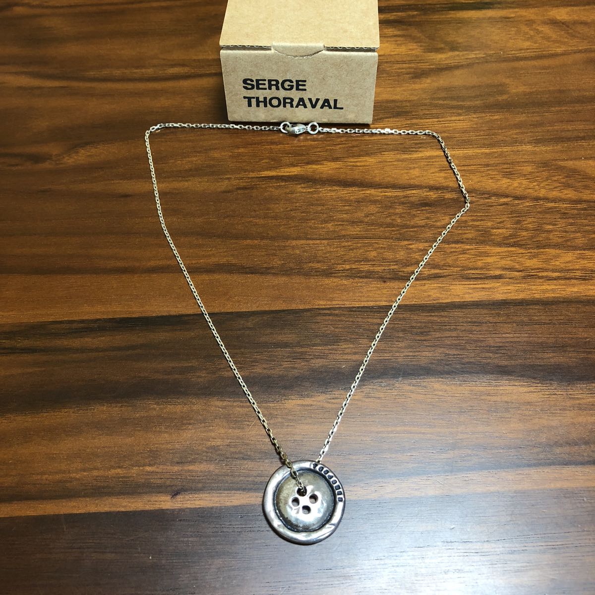 SERGE THORAVAL セルジュトラヴァル ボタン ネックレス いつも