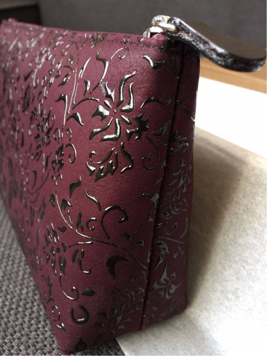 甲州印伝 ≪ 印傳屋 ≫ 4407 薄型ポーチ[赤鹿革×白漆 ◇