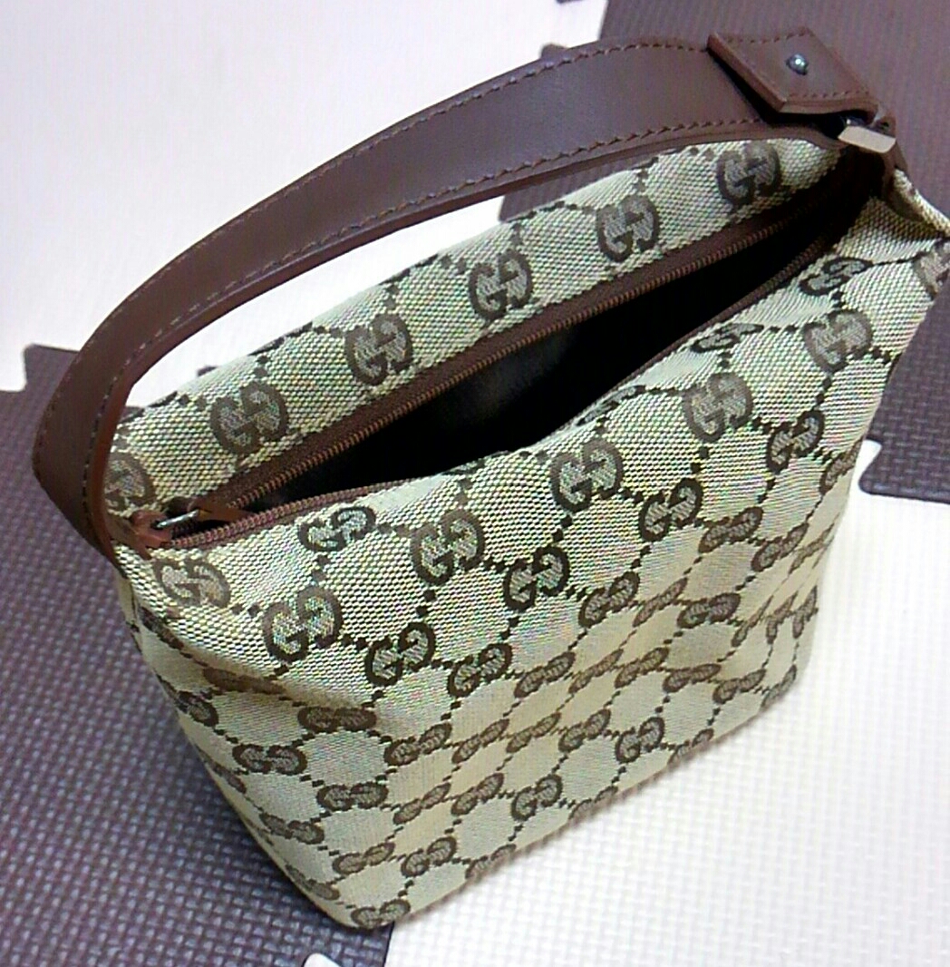 GUCCI グッチ GG柄ポーチ バニティ 美品 | BLIZYN.PL
