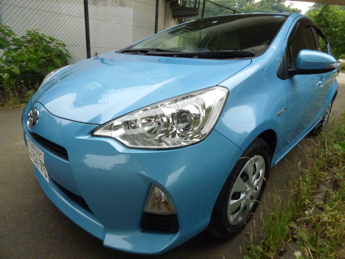☆H25 ハイブリッド アクア S ワンオーナー 禁煙車 実走行11800km