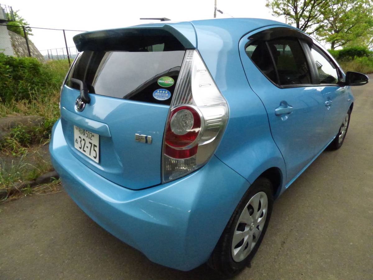 ☆H25 ハイブリッド アクア S ワンオーナー 禁煙車 実走行11800km