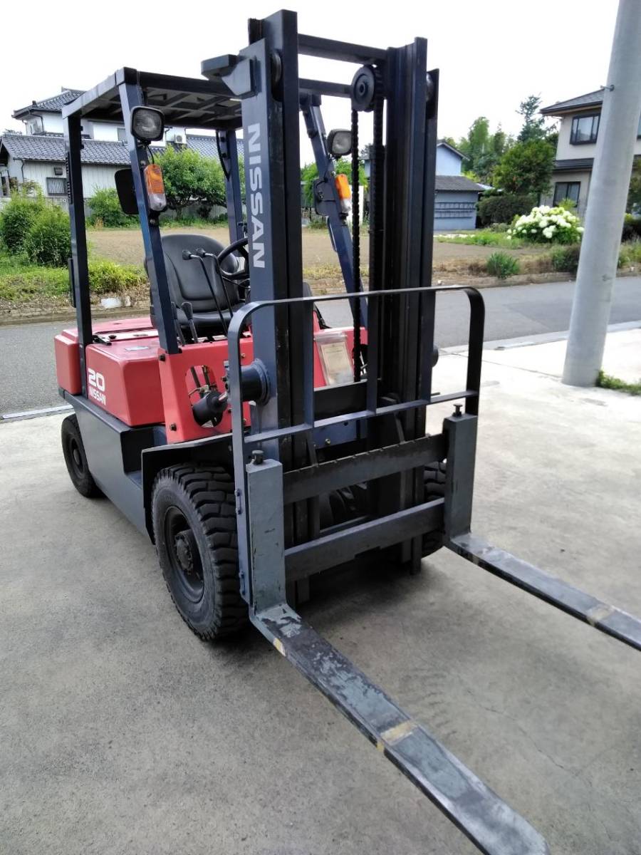 得価，限定SALE 日産フォークリフト2トンガソリン車
