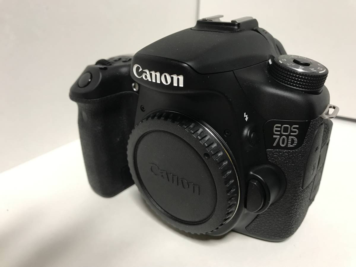 美品】キャノンEOS 70Dボディ、シャッター数4258と単焦点（パンケーキ 