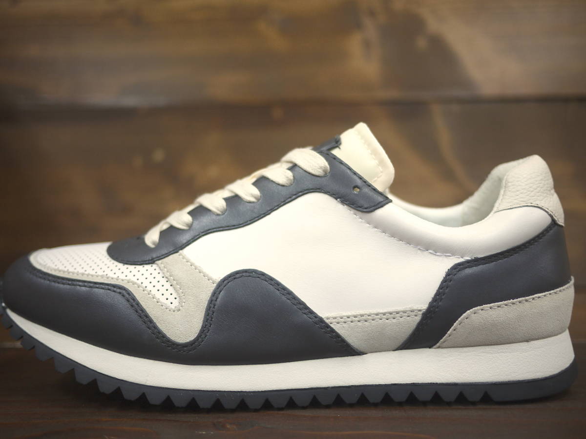  正規本物 箱付き COACH CARTER PERF RUNNER SNEAKER コーチ メンズ 高級 スエード レザー US10.5(28.5cm)｜売買されたオークション情報、yahooの商品情報をアーカイブ公開 - オークファン 靴