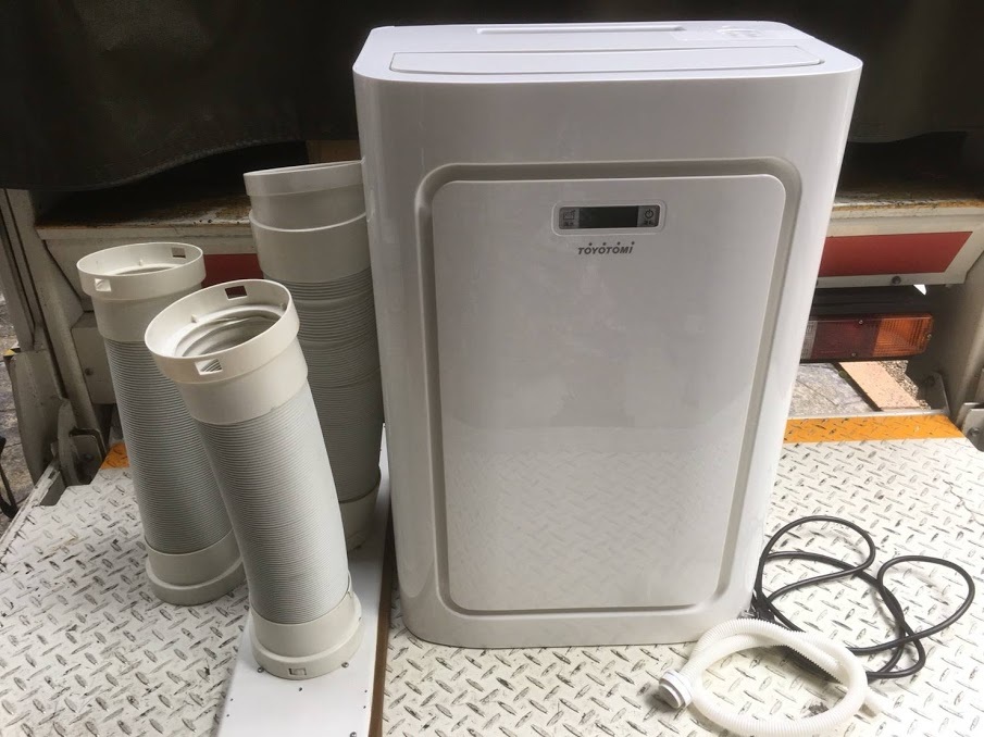 美品 TOYOTOMI トヨトミ スポット冷暖エアコン 2022年製 移動式