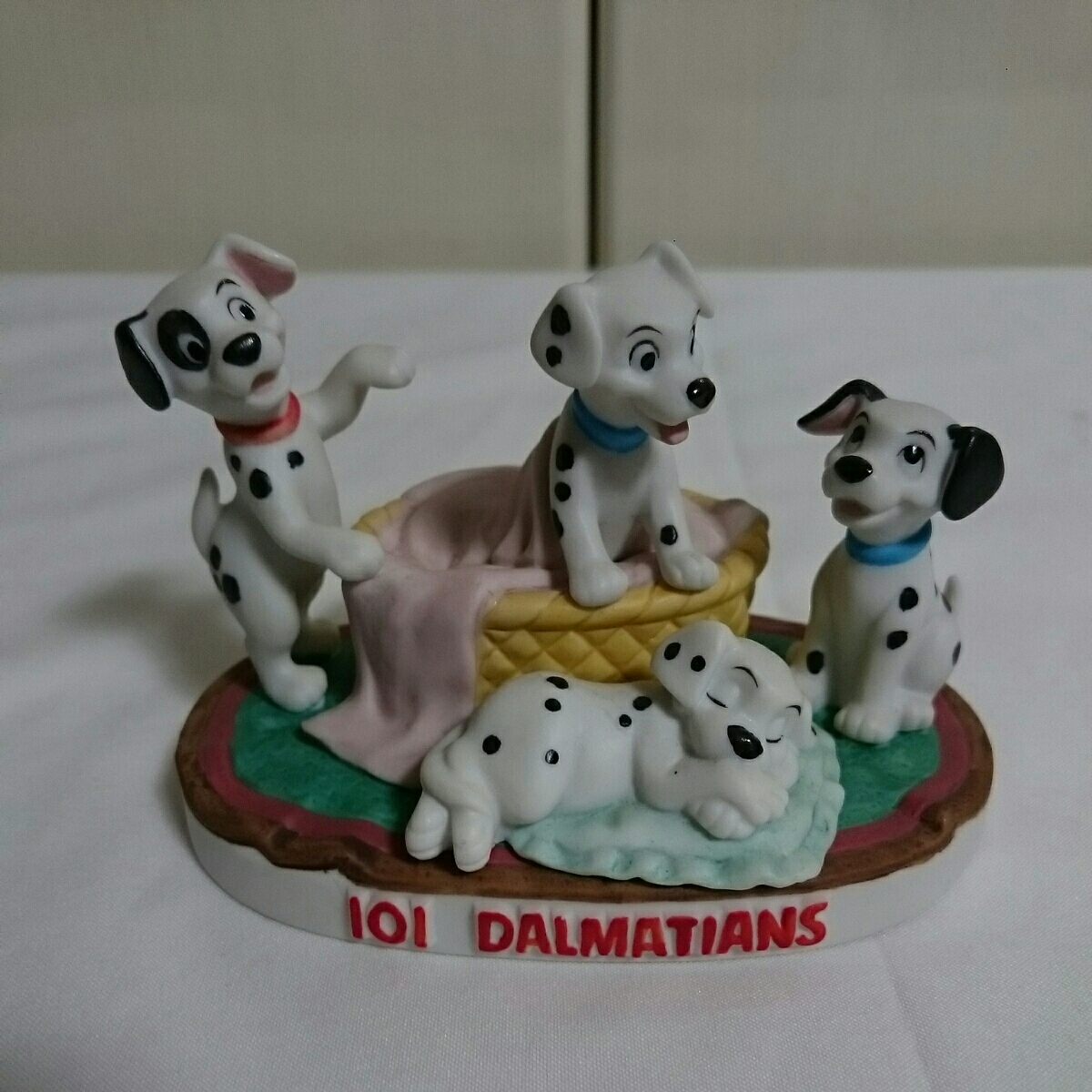 101Dalmatians 101匹わんちゃん ダルメシアン 置物 陶器 