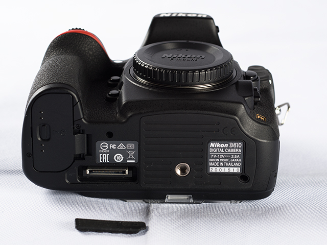 ◇◇ 極上美品 ニコン NIKON D810 ボディ 元箱・付属品付 ◇◇