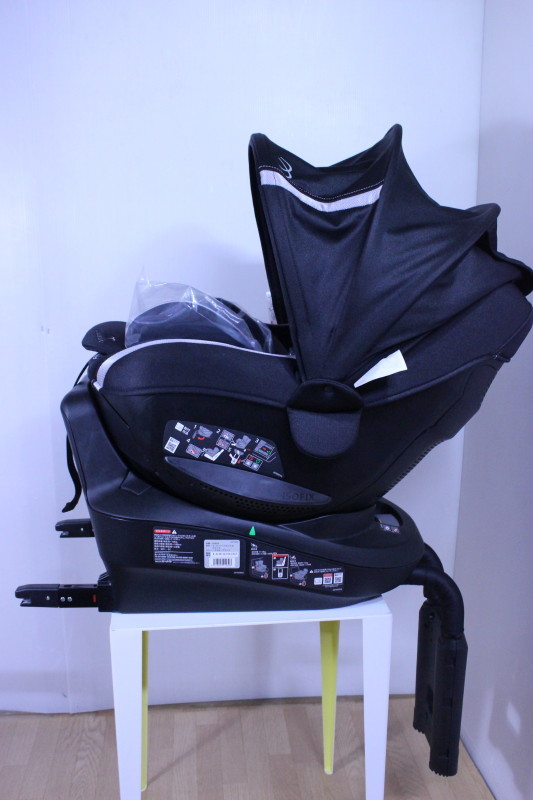 グランス ラスターブラック クルット3i BF850 エールベベ ISOFIX 3i