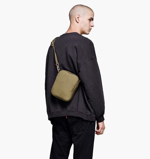 国内正規 ☆ YEEZY SEASON 6 Cross Body Bag ショルダーバッグ