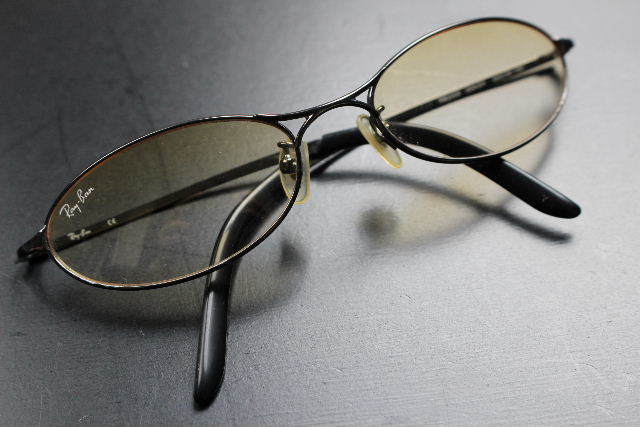 B35 メ込！ ☆美品☆ RAYBAN レイバン サングラス ガンメタルフレーム