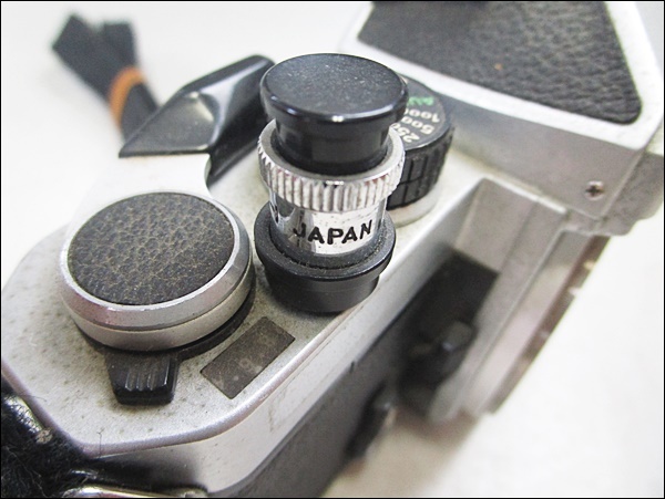 04 73-62651-29 Nikon ニコン FE 2台 ブラックボディ シルバーボディ