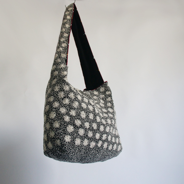 品質保証，人気 秋PRICE anvai セレクト 鞄 NAILさんの 刺し子 ショルダー 刺繍バッグ お花 モン タイ 山岳民族 x52(その他)｜売買されたオークション情報、yahooの商品情報をアーカイブ公開 - オークファン その他