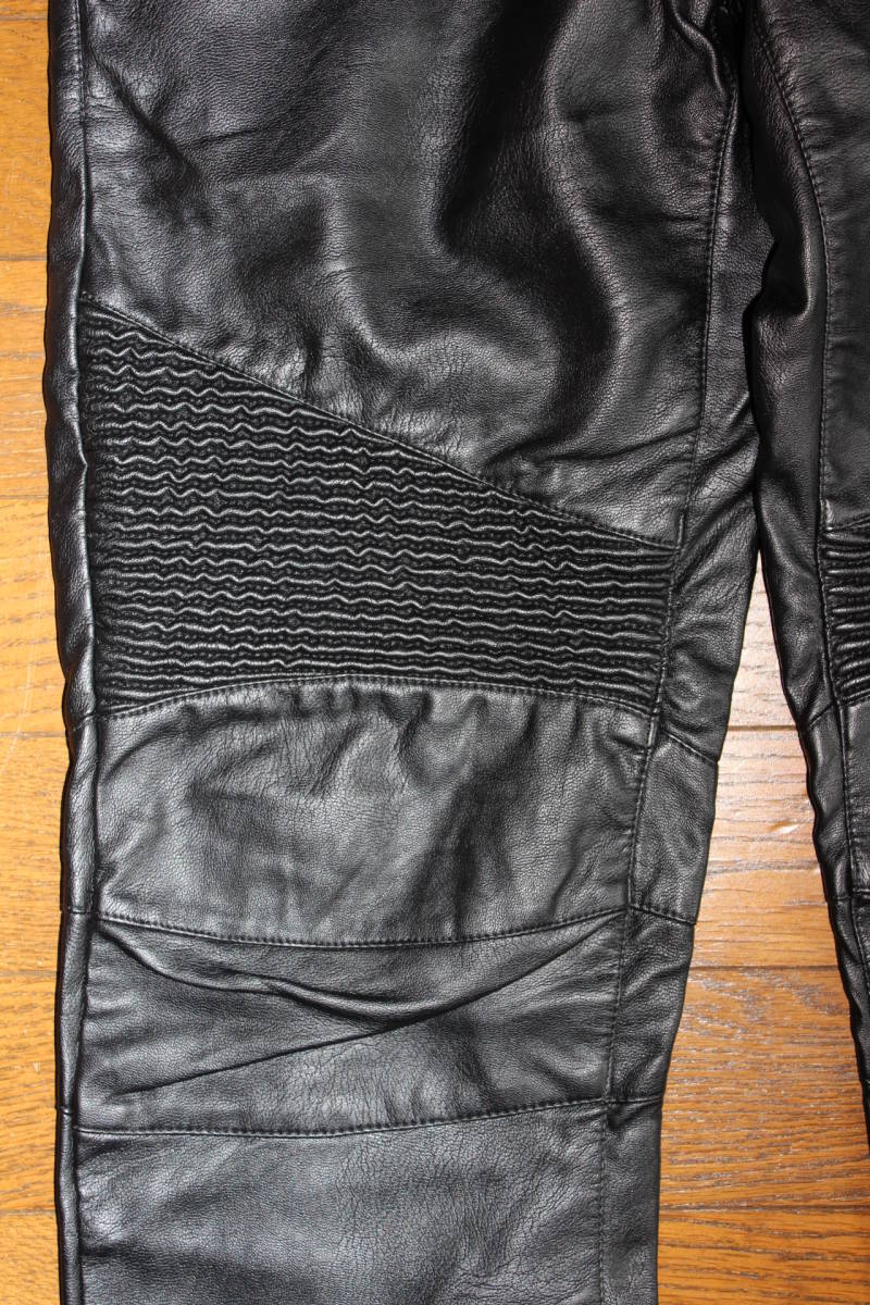 バルマン BALMAIN ストレッチ加工 レザーパンツ バイカーパンツ