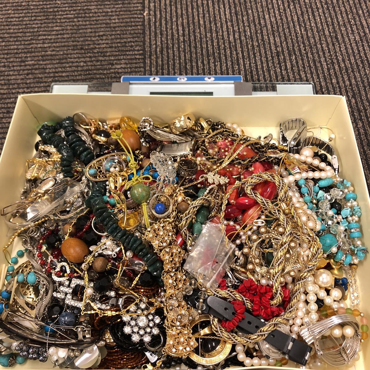 イミテーションアクセサリー 大量ジャンク おまとめ 20Kg以上 大量