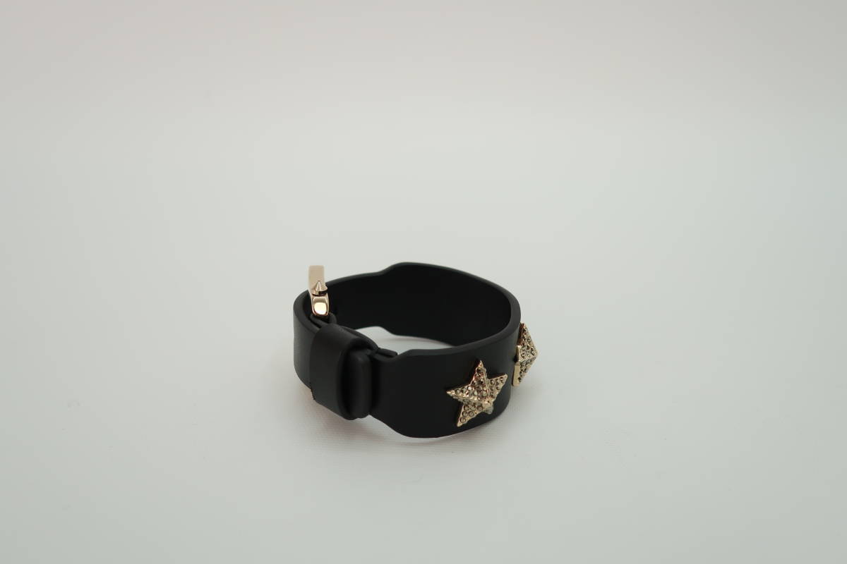 【数量限定，新作】 GIVENCHY&MCMプレスレット2件K77K76-008(男性用)｜売買されたオークション情報、yahooの商品情報をアーカイブ公開 - オークファン 男性用