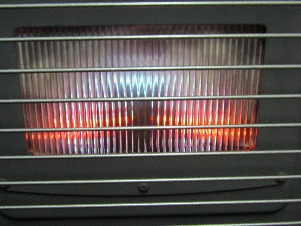 サンポット FF式石油ストーブ 590 FFR-562SX 2011年05月製 分解整備済 
